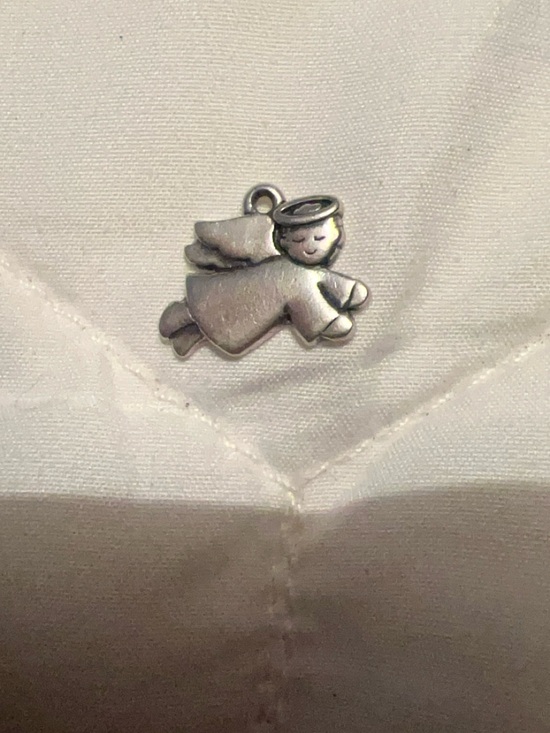 James Avery Jewelry - RETIRED JAMES AVERY ANGEL CHARM SILVER